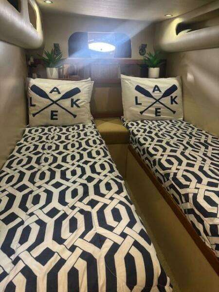 38ft Cruisers Yachts Yacht For Sale