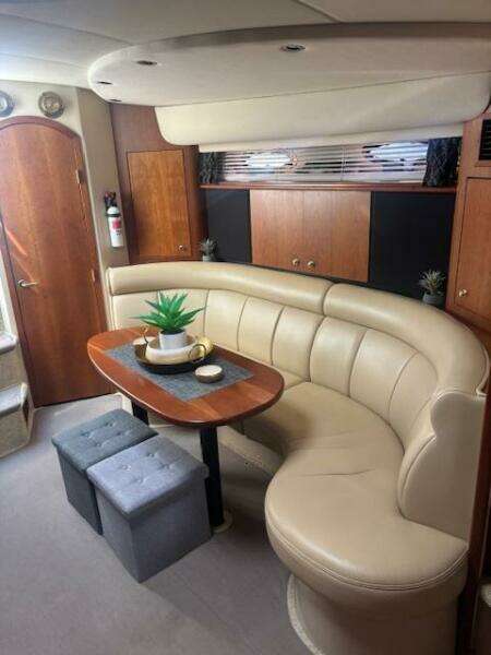 38ft Cruisers Yachts Yacht For Sale