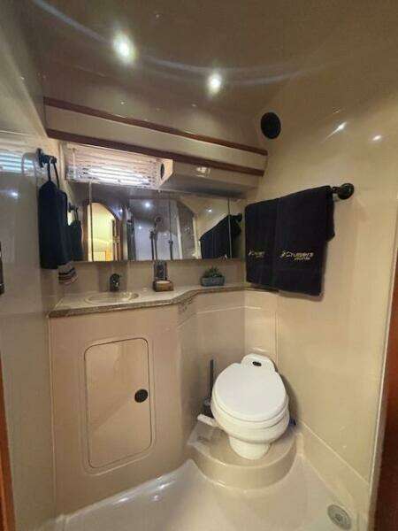 38ft Cruisers Yachts Yacht For Sale