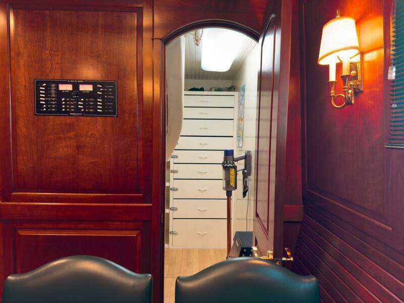 72ft Trawler Yacht For Sale