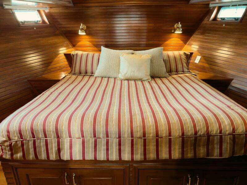 72ft Trawler Yacht For Sale