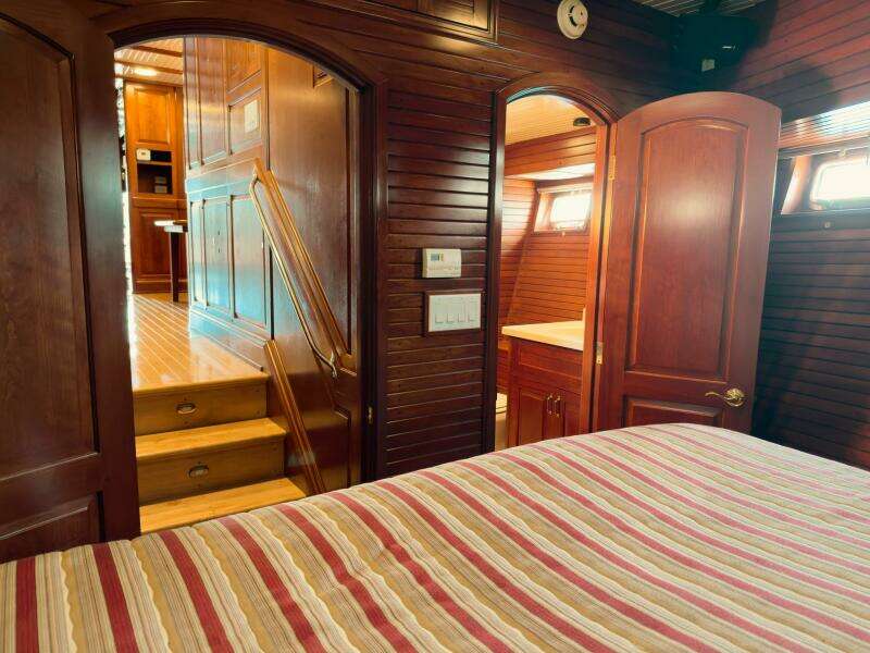 72ft Trawler Yacht For Sale