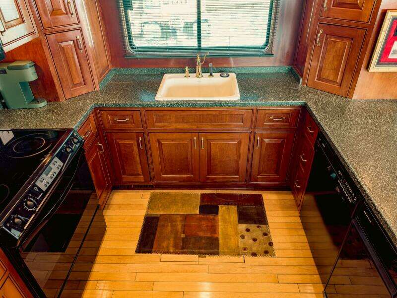 72ft Trawler Yacht For Sale