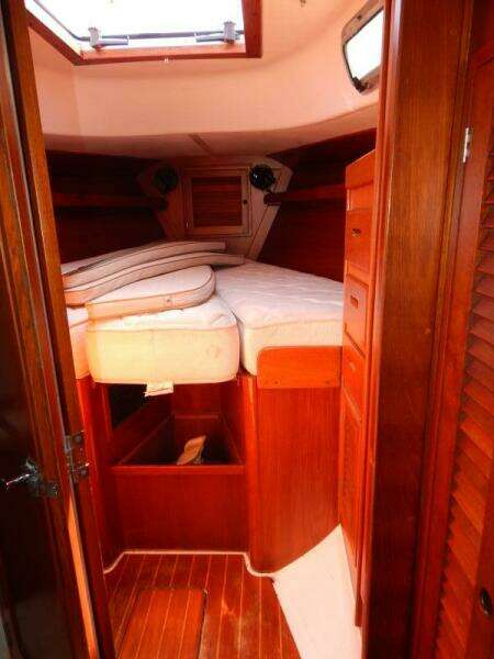 Sandpiper 37ft Tartan Yacht For Sale