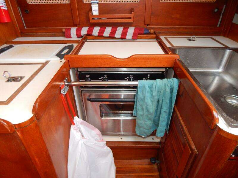 Sandpiper 37ft Tartan Yacht For Sale