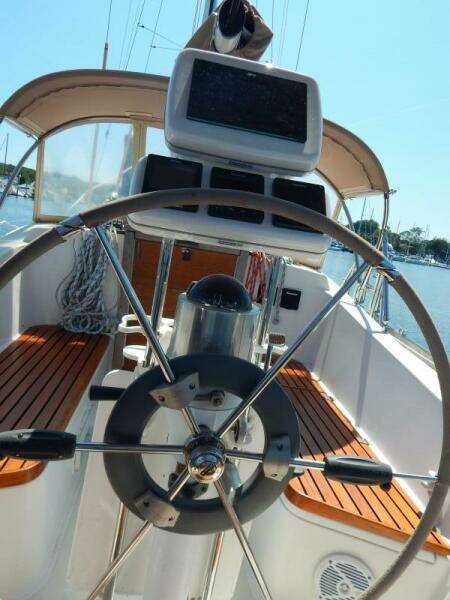 Sandpiper 37ft Tartan Yacht For Sale