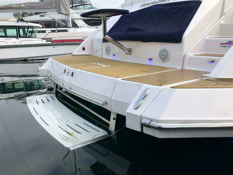 53ft Regal Yacht For Sale