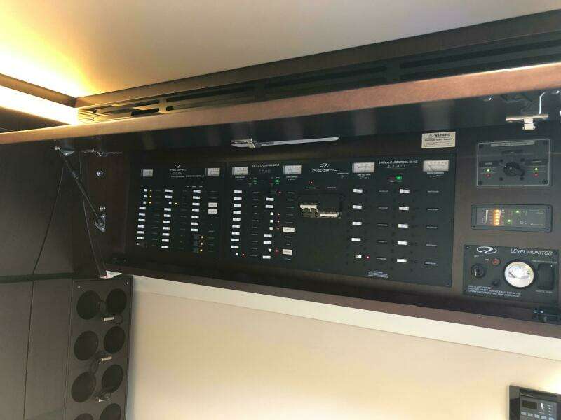 53ft Regal Yacht For Sale