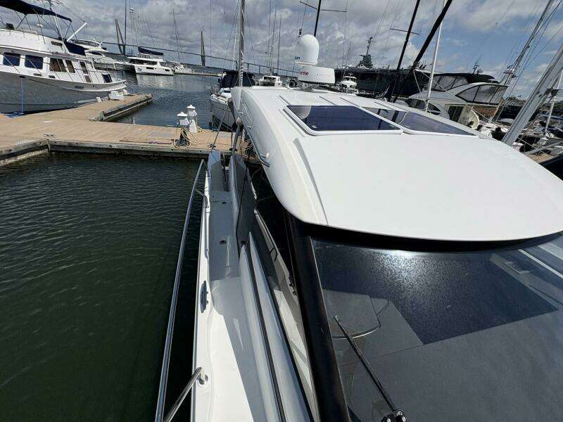 33ft Jeanneau Yacht For Sale