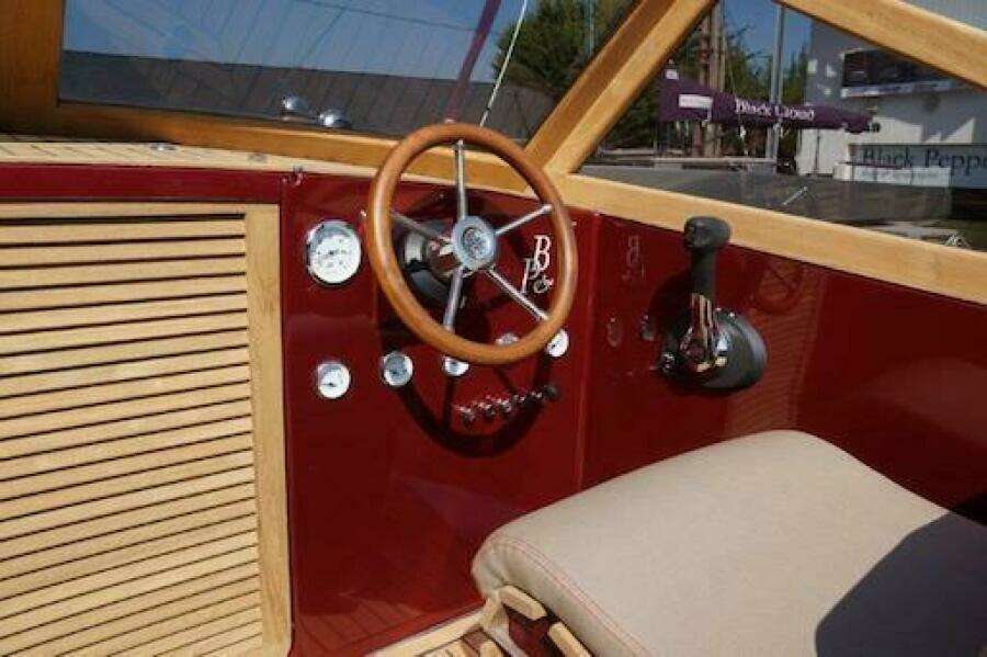 24ft Black Pepper Yacht For Sale