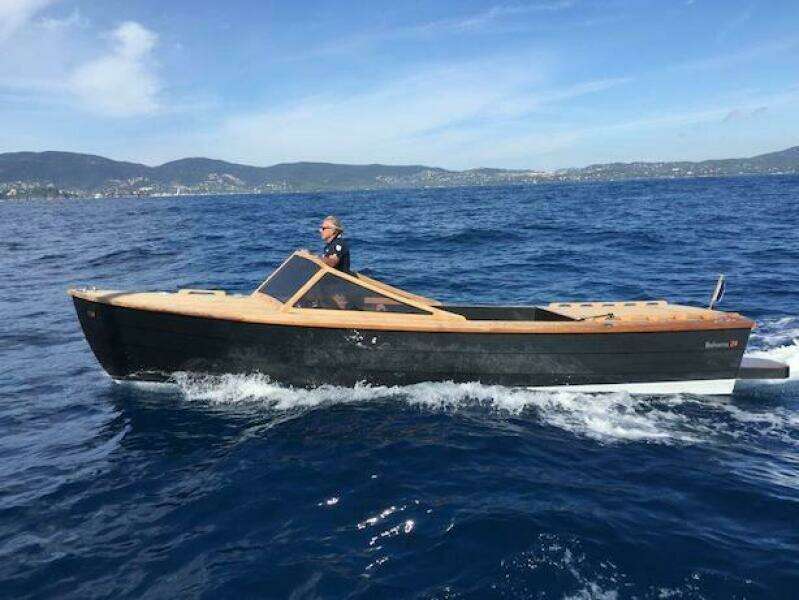 24ft Black Pepper Yacht For Sale
