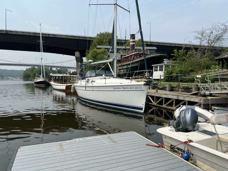41ft Hunter Yacht For Sale