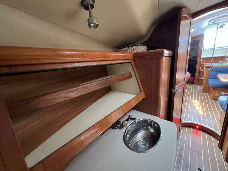 41ft Hunter Yacht For Sale