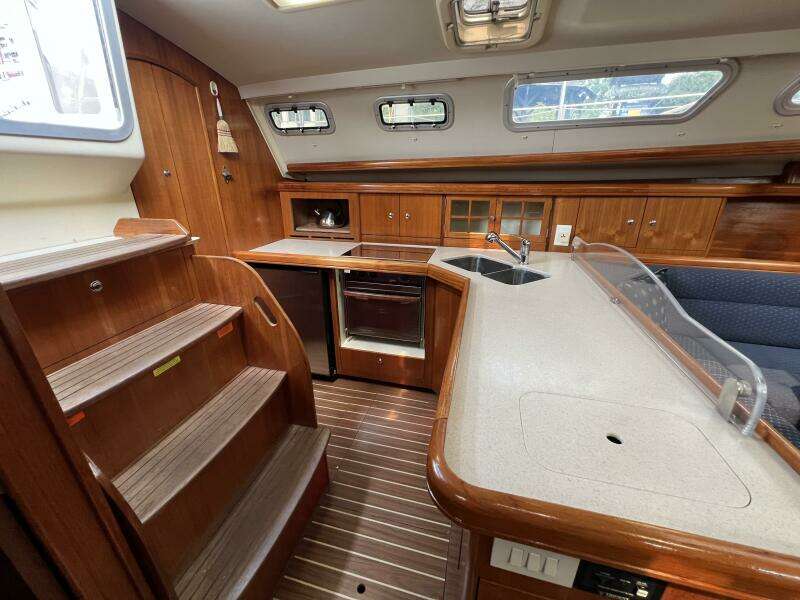 41ft Hunter Yacht For Sale