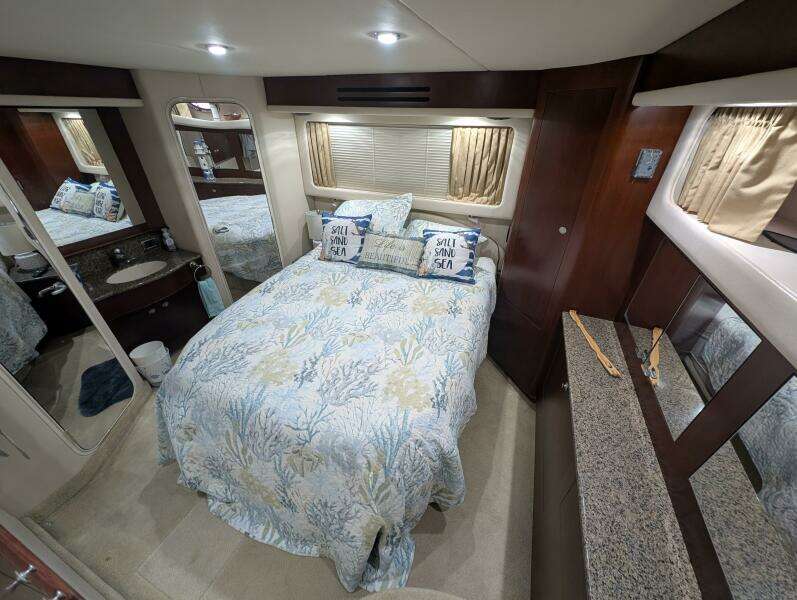 39ft Sea Ray Yacht For Sale