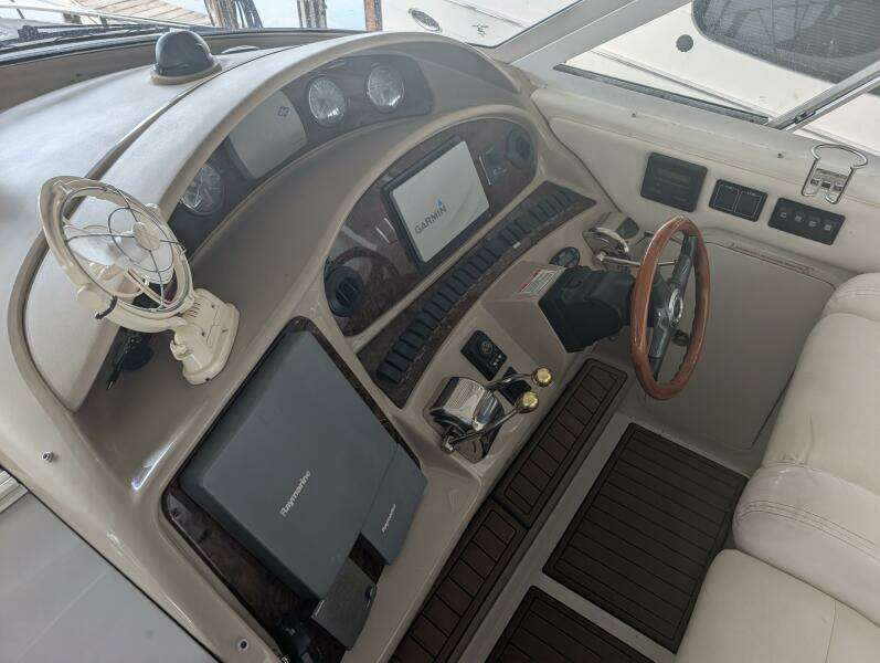 39ft Sea Ray Yacht For Sale