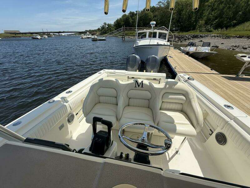 33ft Hydra Sports Yacht For Sale