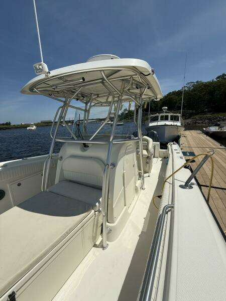33ft Hydra Sports Yacht For Sale