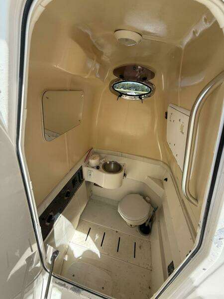 33ft Hydra Sports Yacht For Sale