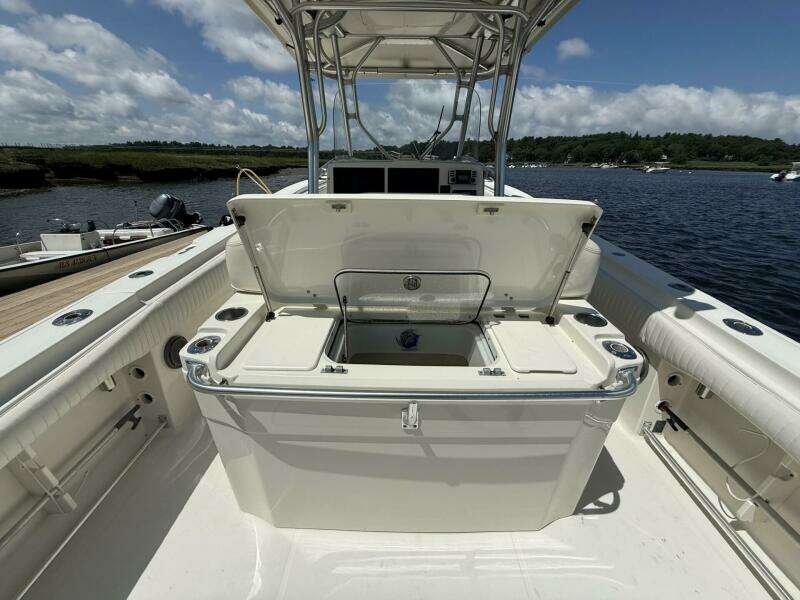 33ft Hydra Sports Yacht For Sale