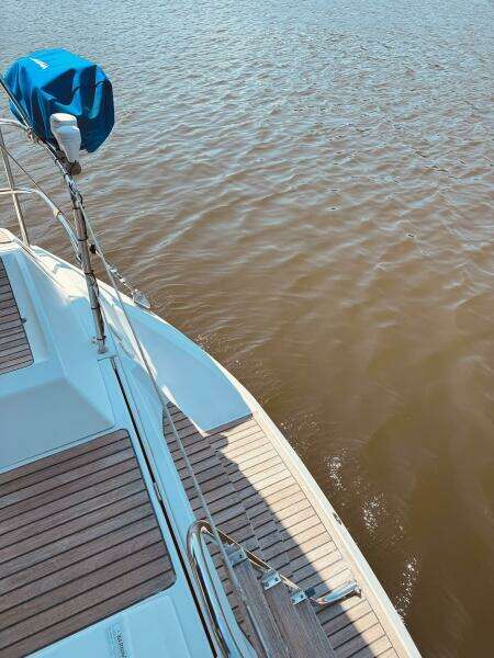 Bluefin 45ft Jeanneau Yacht For Sale