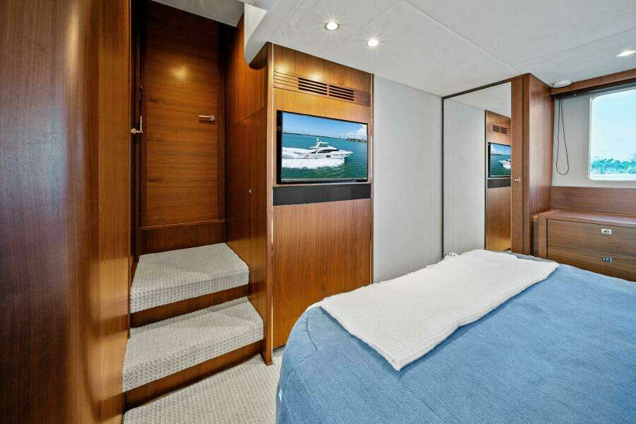 2015 Princess F60 - Master Stateroom 