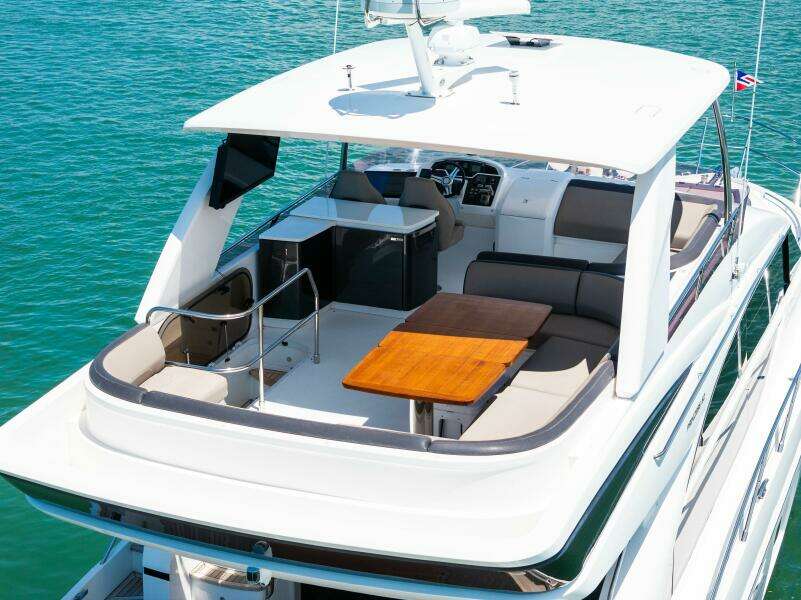 2015 Princess F60 - Flybridge