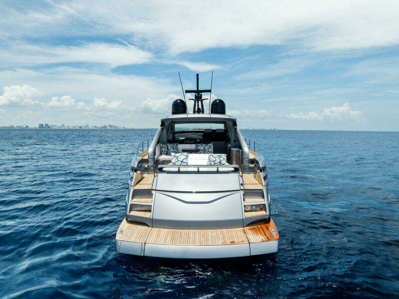 Ferretti Pershing Trade 60ft Pershing Yacht For Sale