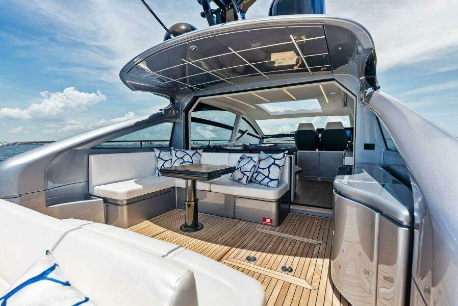 Ferretti Pershing Trade 60ft Pershing Yacht For Sale