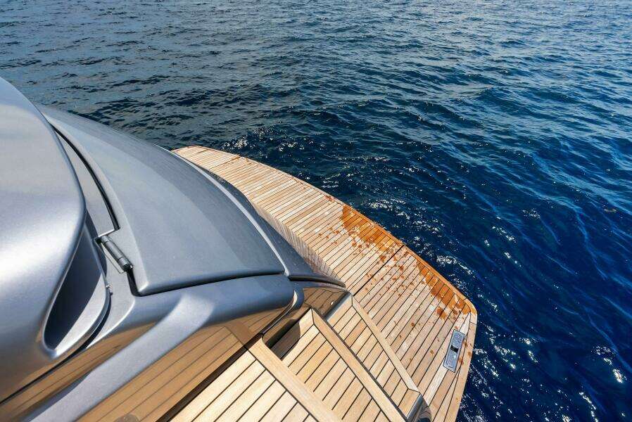 Ferretti Pershing Trade 60ft Pershing Yacht For Sale