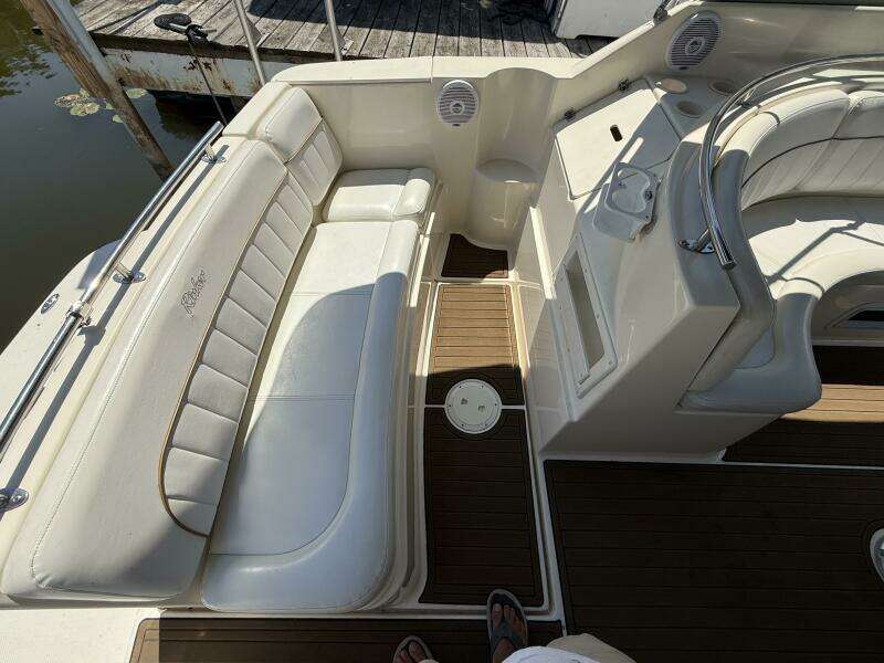 Pullin J s 27ft Rinker Yacht For Sale