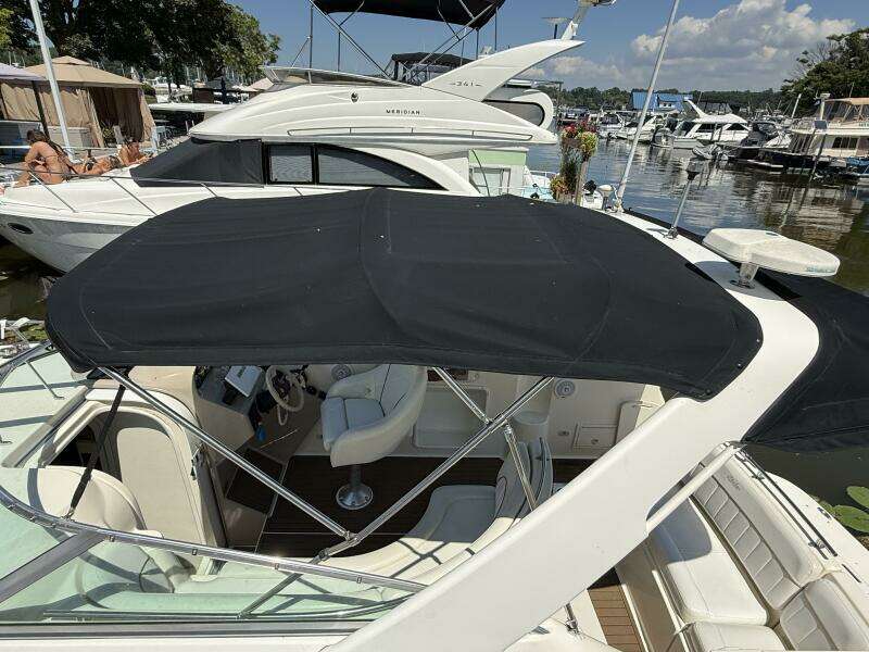 Pullin J s 27ft Rinker Yacht For Sale