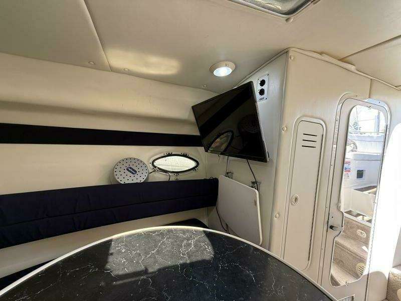 Pullin J s 27ft Rinker Yacht For Sale