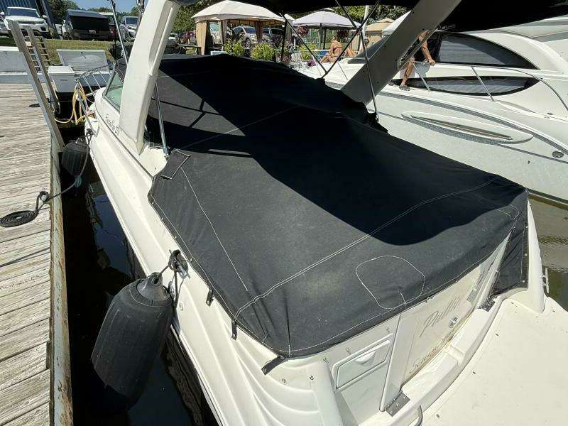 Pullin J s 27ft Rinker Yacht For Sale