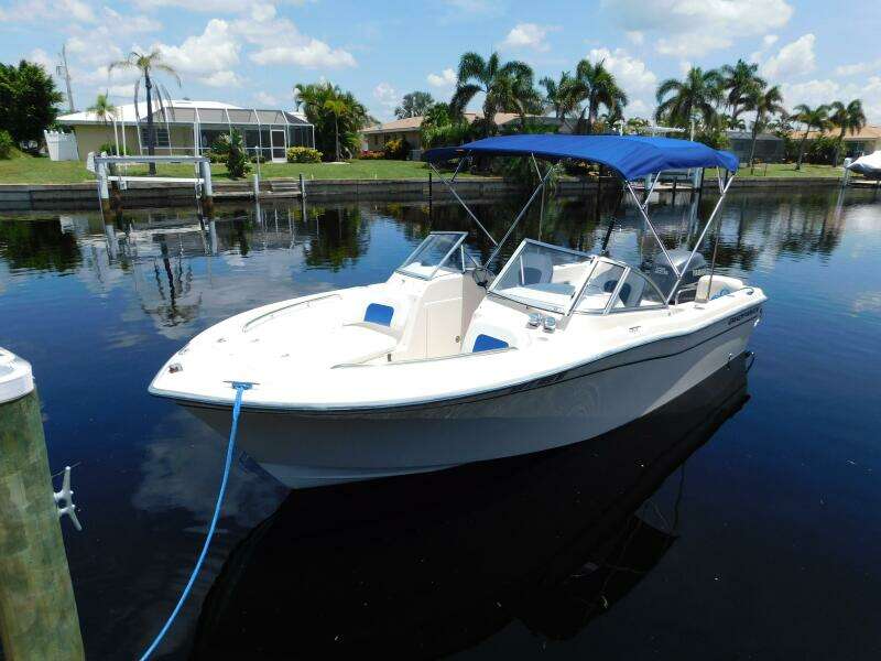 24ft Grady White Yacht For Sale