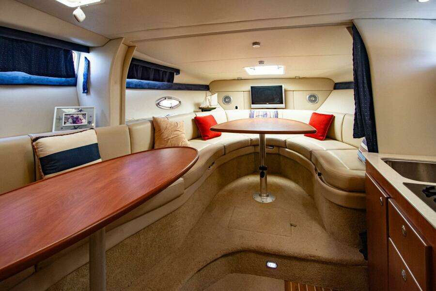 Bombacho 34ft Bayliner Yacht For Sale