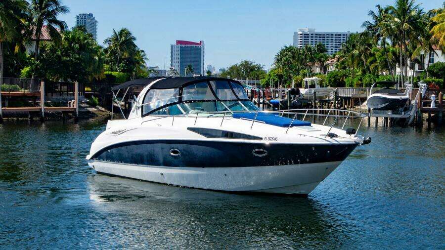 Bombacho 34ft Bayliner Yacht For Sale