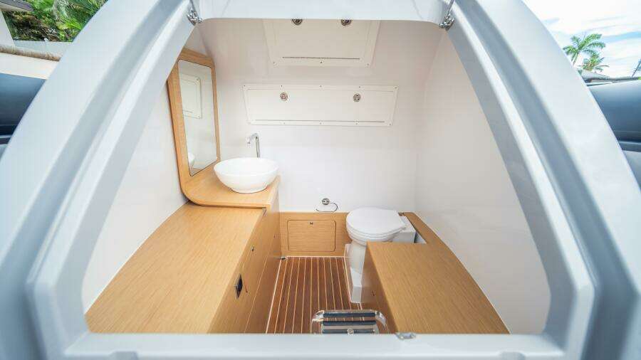 38ft Skipper Yacht For Sale