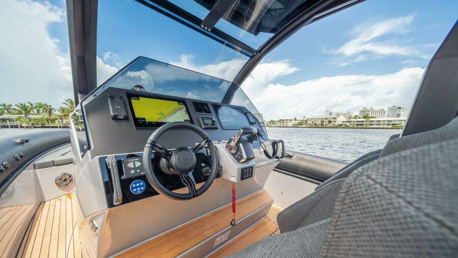 38ft Skipper Yacht For Sale