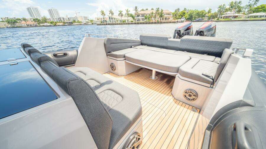38ft Skipper Yacht For Sale