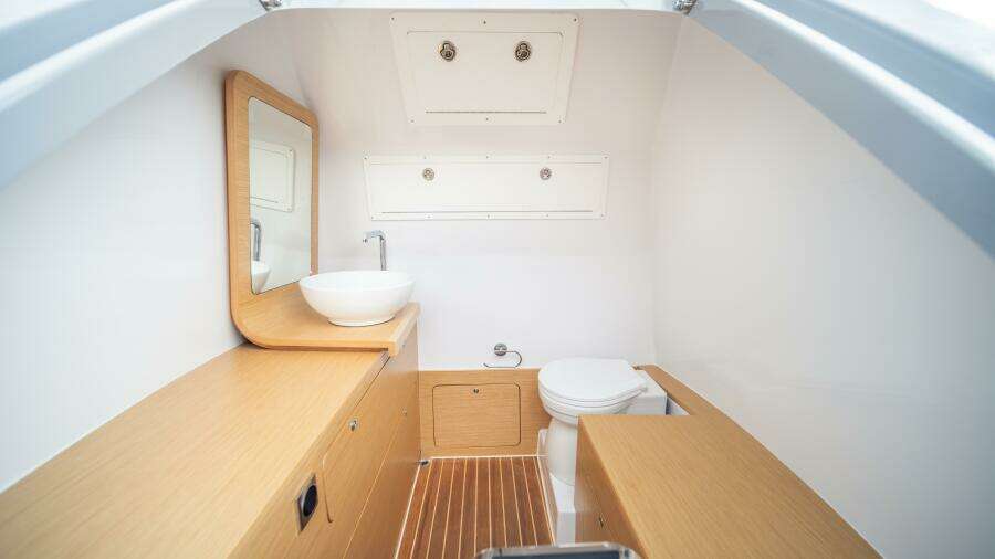 38ft Skipper Yacht For Sale