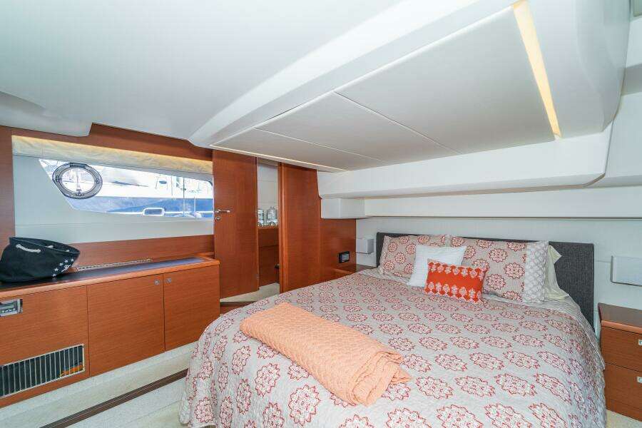 Sea Ya 50ft Prestige Yacht For Sale