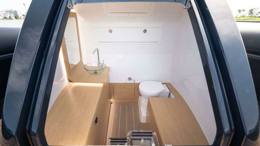 38ft Skipper Yacht For Sale