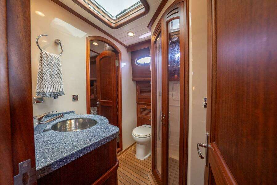Guest Head Shower