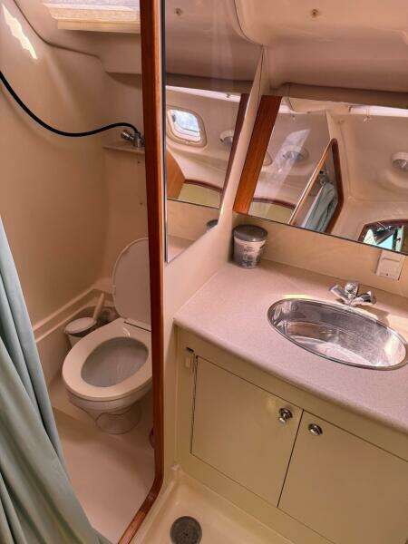 Grace 38ft Hunter Yacht For Sale