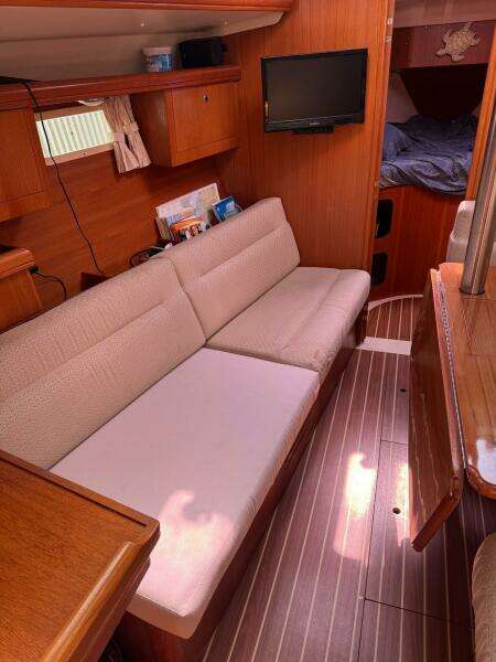 Grace 38ft Hunter Yacht For Sale