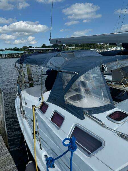 Grace 38ft Hunter Yacht For Sale