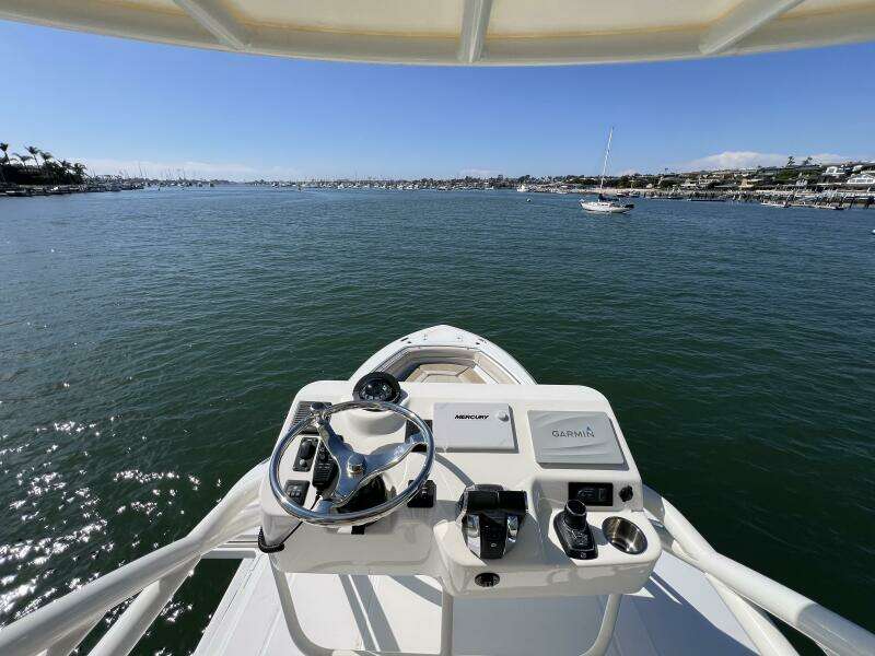 2018 Boston Whaler 38 Outrage - M22