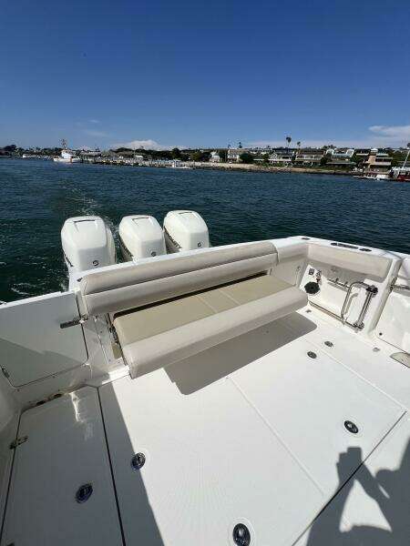 2018 Boston Whaler 38 Outrage - M22