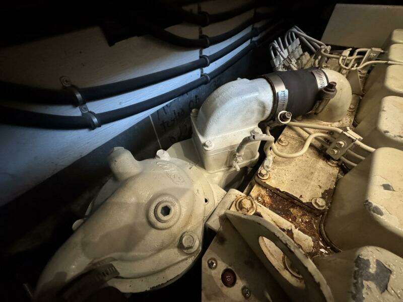 Knot Complaining 41ft Maxum Yacht For Sale